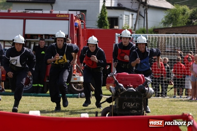 Zdjęcie w galerii na portalu naszraciborz.pl: Pogrzebień zwycięzcą gminnych zawodów sportowo-pożarniczych wiadomości z regionu