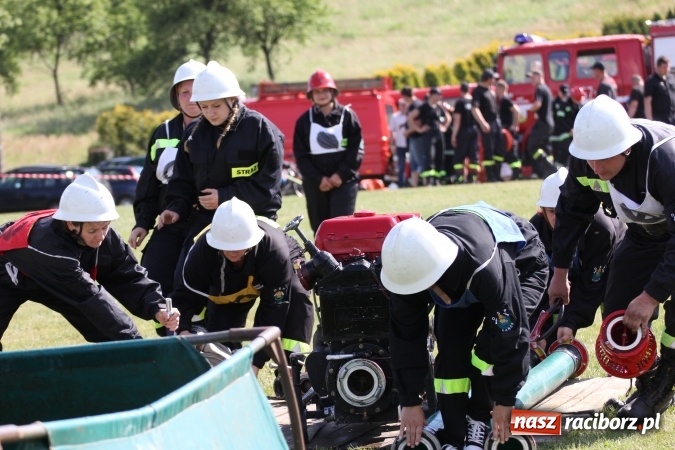 Zdjęcie w galerii na portalu naszraciborz.pl: Pogrzebień zwycięzcą gminnych zawodów sportowo-pożarniczych wiadomości z regionu
