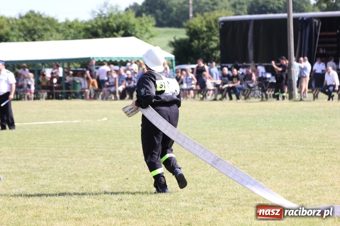 Zdjęcie w galerii na portalu naszraciborz.pl: Pogrzebień zwycięzcą gminnych zawodów sportowo-pożarniczych wiadomości z regionu