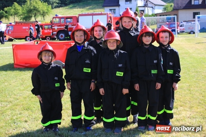 Zdjęcie w galerii na portalu naszraciborz.pl: Pogrzebień zwycięzcą gminnych zawodów sportowo-pożarniczych wiadomości z regionu