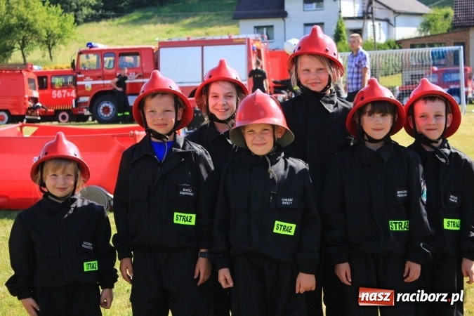 Zdjęcie w galerii na portalu naszraciborz.pl: Pogrzebień zwycięzcą gminnych zawodów sportowo-pożarniczych wiadomości z regionu