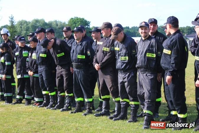 Zdjęcie w galerii na portalu naszraciborz.pl: Pogrzebień zwycięzcą gminnych zawodów sportowo-pożarniczych wiadomości z regionu
