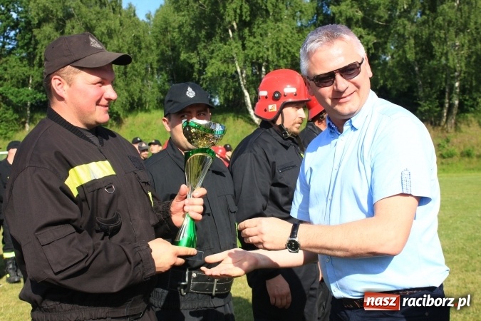 Zdjęcie w galerii na portalu naszraciborz.pl: Pogrzebień zwycięzcą gminnych zawodów sportowo-pożarniczych wiadomości z regionu