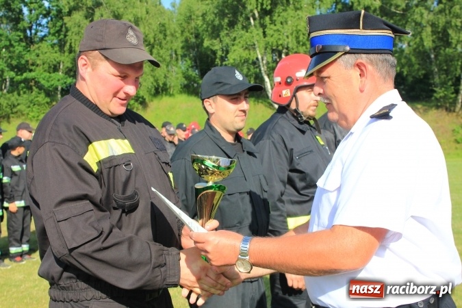 Zdjęcie w galerii na portalu naszraciborz.pl: Pogrzebień zwycięzcą gminnych zawodów sportowo-pożarniczych wiadomości z regionu