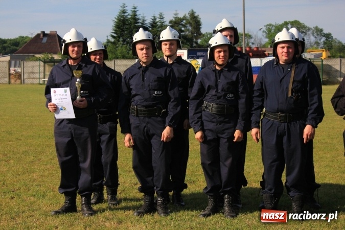 Zdjęcie w galerii na portalu naszraciborz.pl: Pogrzebień zwycięzcą gminnych zawodów sportowo-pożarniczych wiadomości z regionu