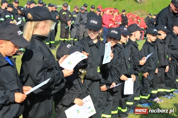 Zdjęcie w galerii na portalu naszraciborz.pl: Pogrzebień zwycięzcą gminnych zawodów sportowo-pożarniczych wiadomości z regionu
