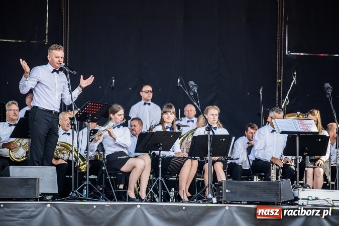 Zdjęcie w galerii na portalu naszraciborz.pl: Bartnicky Band na zakończenie obchodów Dni Raciborza wiadomości z regionu