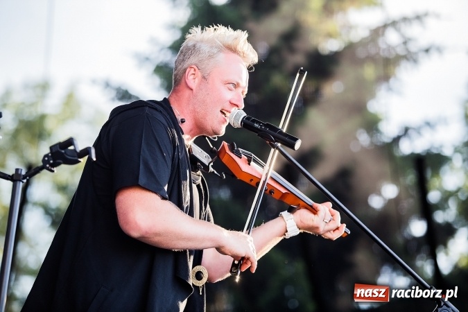 Zdjęcie w galerii na portalu naszraciborz.pl: Bartnicky Band na zakończenie obchodów Dni Raciborza wiadomości z regionu