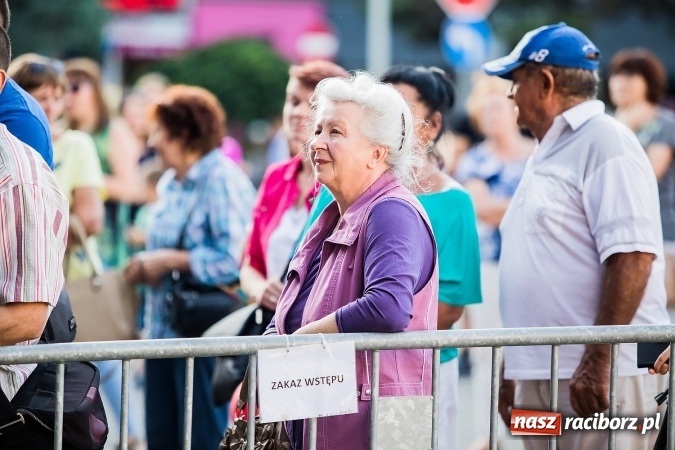 Zdjęcie w galerii na portalu naszraciborz.pl: Bartnicky Band na zakończenie obchodów Dni Raciborza wiadomości z regionu