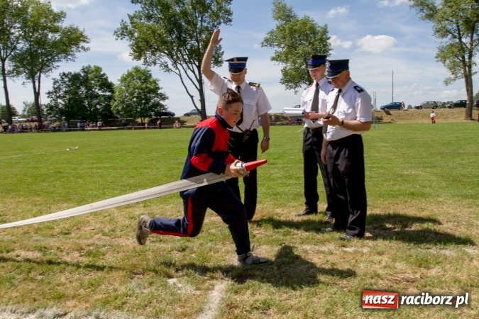 Zdjęcie w galerii na portalu naszraciborz.pl: Hat-trick Samborowic w gminnych zawodach sportowo-pożarniczych wiadomości z regionu