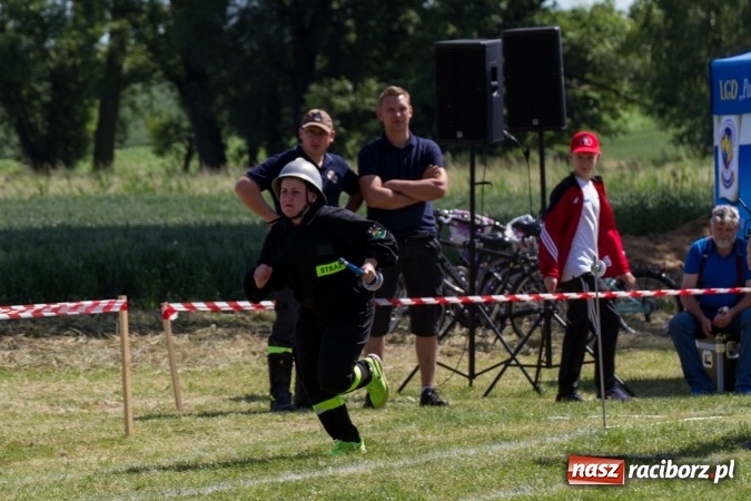Zdjęcie w galerii na portalu naszraciborz.pl: Hat-trick Samborowic w gminnych zawodach sportowo-pożarniczych wiadomości z regionu