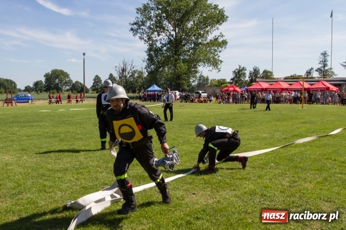 Zdjęcie w galerii na portalu naszraciborz.pl: Hat-trick Samborowic w gminnych zawodach sportowo-pożarniczych wiadomości z regionu