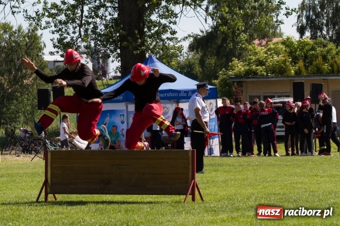 Zdjęcie w galerii na portalu naszraciborz.pl: Hat-trick Samborowic w gminnych zawodach sportowo-pożarniczych wiadomości z regionu