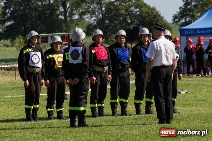 Zdjęcie w galerii na portalu naszraciborz.pl: Hat-trick Samborowic w gminnych zawodach sportowo-pożarniczych wiadomości z regionu