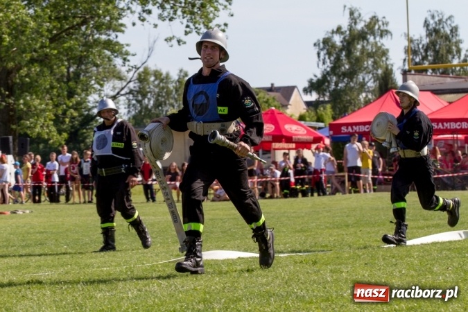 Zdjęcie w galerii na portalu naszraciborz.pl: Hat-trick Samborowic w gminnych zawodach sportowo-pożarniczych wiadomości z regionu