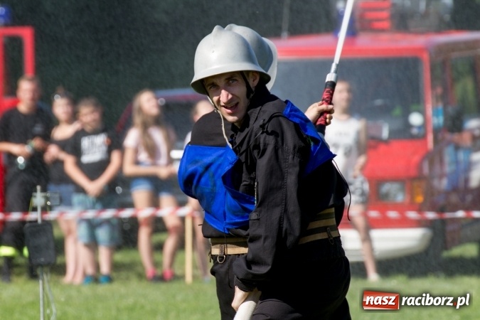 Zdjęcie w galerii na portalu naszraciborz.pl: Hat-trick Samborowic w gminnych zawodach sportowo-pożarniczych wiadomości z regionu