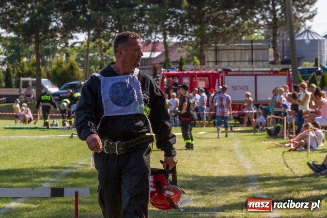 Zdjęcie w galerii na portalu naszraciborz.pl: Hat-trick Samborowic w gminnych zawodach sportowo-pożarniczych wiadomości z regionu