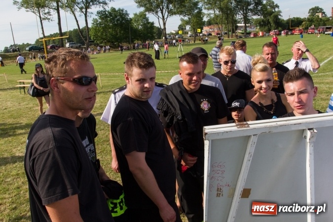 Zdjęcie w galerii na portalu naszraciborz.pl: Hat-trick Samborowic w gminnych zawodach sportowo-pożarniczych wiadomości z regionu