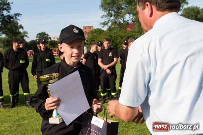 Zdjęcie w galerii na portalu naszraciborz.pl: Hat-trick Samborowic w gminnych zawodach sportowo-pożarniczych wiadomości z regionu