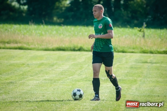 Zdjęcie w galerii na portalu naszraciborz.pl: B klasa: Bieńkowice poddały mecz. Rezerwy Turzy Śląskiej coraz bliżej baraży wiadomości z regionu