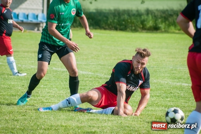 Zdjęcie w galerii na portalu naszraciborz.pl: B klasa: Bieńkowice poddały mecz. Rezerwy Turzy Śląskiej coraz bliżej baraży wiadomości z regionu