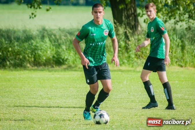 Zdjęcie w galerii na portalu naszraciborz.pl: B klasa: Bieńkowice poddały mecz. Rezerwy Turzy Śląskiej coraz bliżej baraży wiadomości z regionu