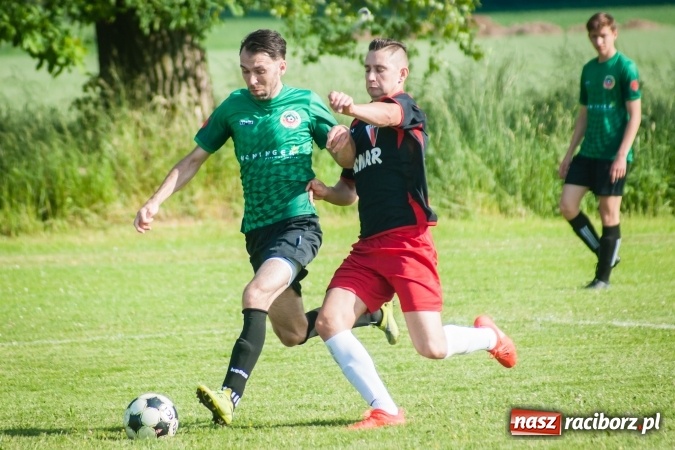 Zdjęcie w galerii na portalu naszraciborz.pl: B klasa: Bieńkowice poddały mecz. Rezerwy Turzy Śląskiej coraz bliżej baraży wiadomości z regionu