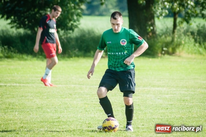 Zdjęcie w galerii na portalu naszraciborz.pl: B klasa: Bieńkowice poddały mecz. Rezerwy Turzy Śląskiej coraz bliżej baraży wiadomości z regionu