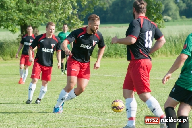 Zdjęcie w galerii na portalu naszraciborz.pl: B klasa: Bieńkowice poddały mecz. Rezerwy Turzy Śląskiej coraz bliżej baraży wiadomości z regionu