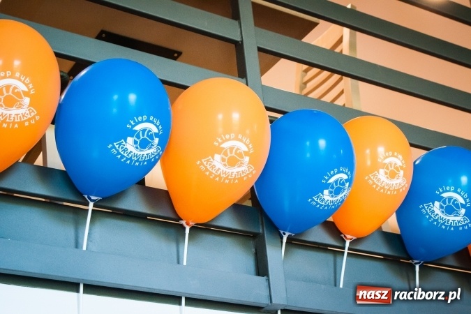 Zdjęcie w galerii na portalu naszraciborz.pl: Krewetka zaprasza do nowej smażalni – już dzisiaj otwarcie! wiadomości z regionu