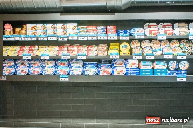 Zdjęcie w galerii na portalu naszraciborz.pl: Krewetka zaprasza do nowej smażalni – już dzisiaj otwarcie! wiadomości z regionu