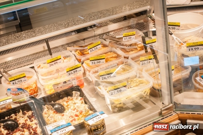 Zdjęcie w galerii na portalu naszraciborz.pl: Krewetka zaprasza do nowej smażalni – już dzisiaj otwarcie! wiadomości z regionu