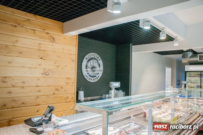 Zdjęcie w galerii na portalu naszraciborz.pl: Krewetka zaprasza do nowej smażalni – już dzisiaj otwarcie! wiadomości z regionu