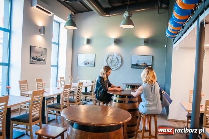 Zdjęcie w galerii na portalu naszraciborz.pl: Krewetka zaprasza do nowej smażalni – już dzisiaj otwarcie! wiadomości z regionu