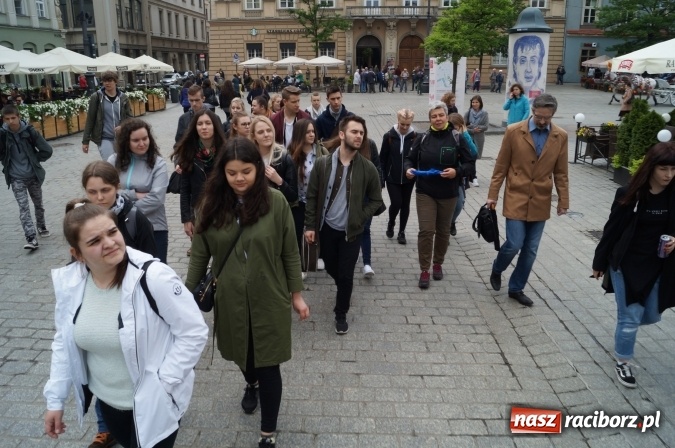 Zdjęcie w galerii na portalu naszraciborz.pl: Studenci architektury PWSZ na szlaku edukacyjnym w Krakowie  wiadomości z regionu