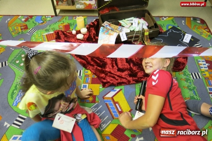 Zdjęcie w galerii na portalu naszraciborz.pl: Operacja Noc Detektywów w Studziennej  wiadomości z regionu