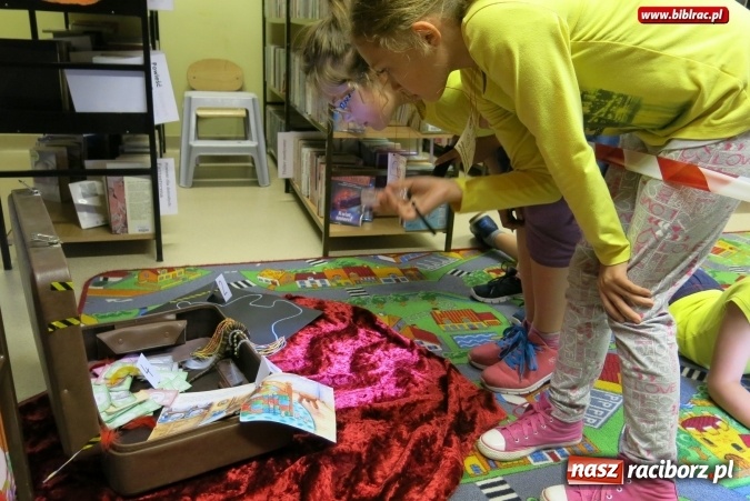 Zdjęcie w galerii na portalu naszraciborz.pl: Operacja Noc Detektywów w Studziennej  wiadomości z regionu