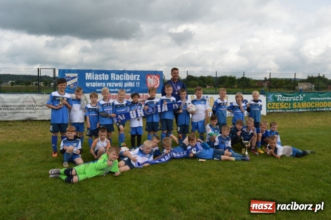Zdjęcie w galerii na portalu naszraciborz.pl: Hattrick Głuchołazy zwycięzcą Turnieju dla Młodych Piłkarzy. Raciborska Unia trzecia wiadomości z regionu