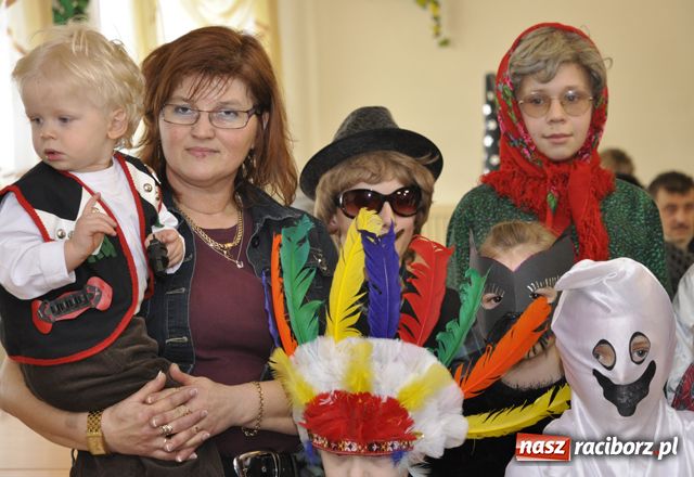 Zdjęcie w galerii na portalu naszraciborz.pl: Dziecięce ostatki z DFK wiadomości z regionu