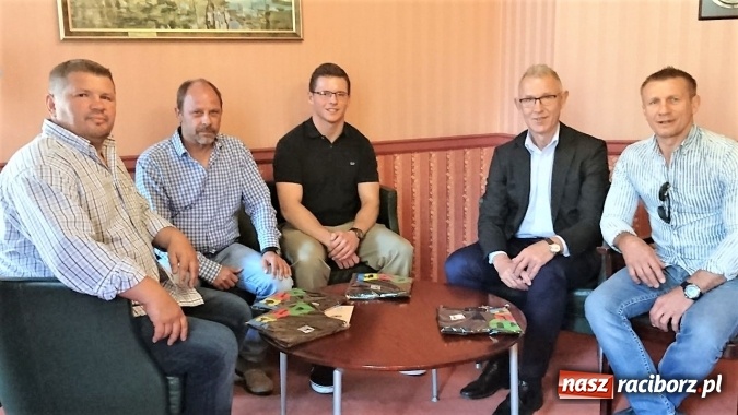 Zdjęcie w galerii na portalu naszraciborz.pl: Wizyta niemieckich zapaśników w Raciborzu wiadomości z regionu