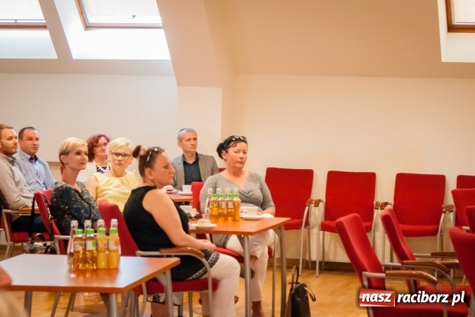 Zdjęcie w galerii na portalu naszraciborz.pl: Podsumowanie projektu Akademia umiejętności menedżerskich na Zamku Piastowskim w Raciborzu wiadomości z regionu