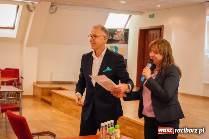 Zdjęcie w galerii na portalu naszraciborz.pl: Podsumowanie projektu Akademia umiejętności menedżerskich na Zamku Piastowskim w Raciborzu wiadomości z regionu