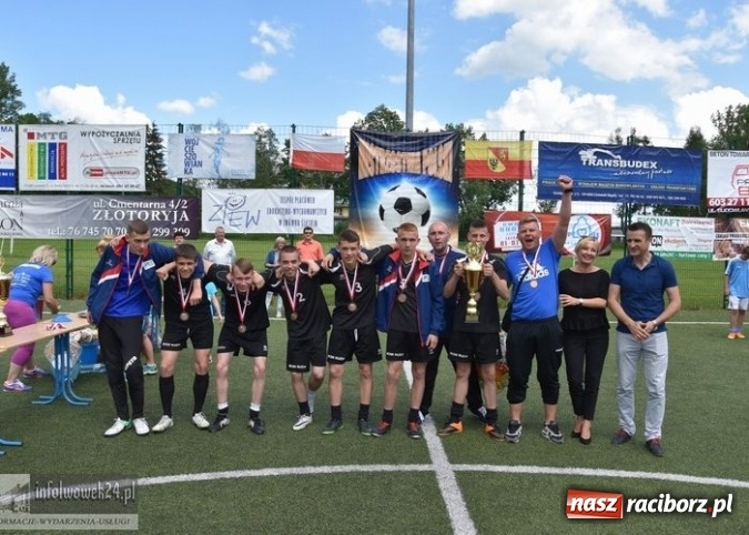 Zdjęcie w galerii na portalu naszraciborz.pl: Piłkarze MOW Rudy na podium V Mistrzostw Polski Ośrodków Wychowawczych wiadomości z regionu