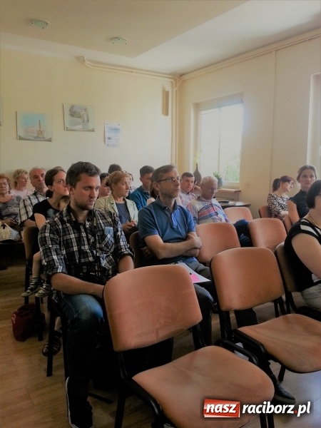Zdjęcie w galerii na portalu naszraciborz.pl: W Powiatowym Urzędzie Pracy odbyło się spotkanie dla przedsiębiorców wiadomości z regionu