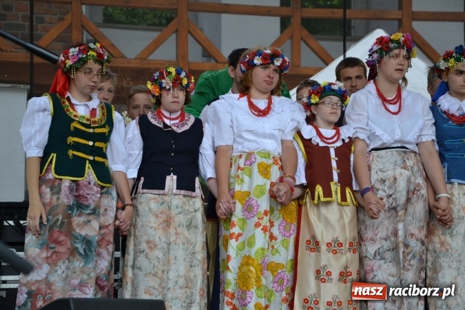 Zdjęcie w galerii na portalu naszraciborz.pl: XV Jubileuszowa Biesiada Śląska Szkół Specjalnych Bajtel Gala za nami  wiadomości z regionu