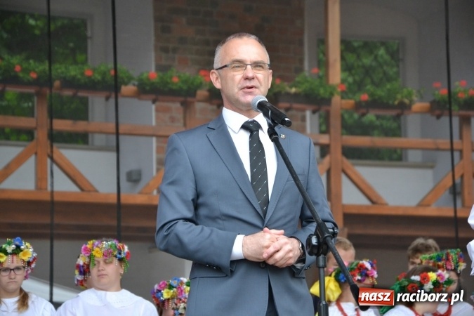 Zdjęcie w galerii na portalu naszraciborz.pl: XV Jubileuszowa Biesiada Śląska Szkół Specjalnych Bajtel Gala za nami  wiadomości z regionu