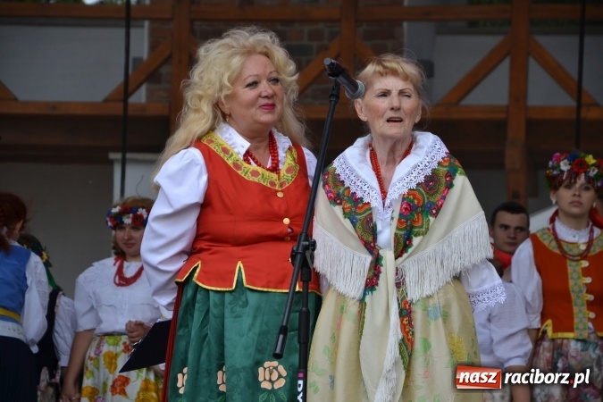 Zdjęcie w galerii na portalu naszraciborz.pl: XV Jubileuszowa Biesiada Śląska Szkół Specjalnych Bajtel Gala za nami  wiadomości z regionu