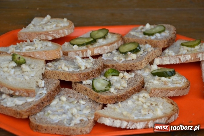 Zdjęcie w galerii na portalu naszraciborz.pl: XV Jubileuszowa Biesiada Śląska Szkół Specjalnych Bajtel Gala za nami  wiadomości z regionu