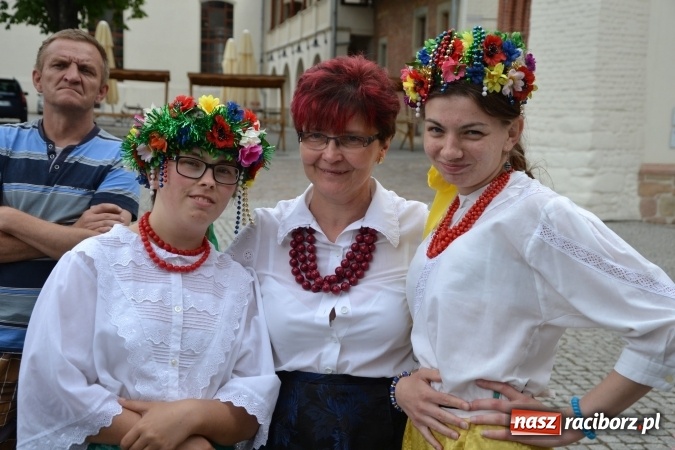Zdjęcie w galerii na portalu naszraciborz.pl: XV Jubileuszowa Biesiada Śląska Szkół Specjalnych Bajtel Gala za nami  wiadomości z regionu