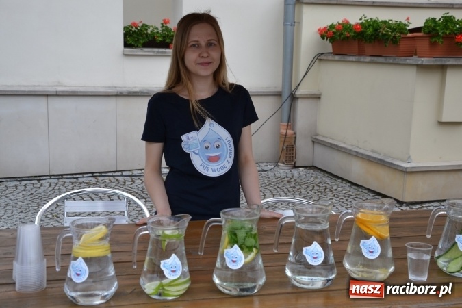 Zdjęcie w galerii na portalu naszraciborz.pl: XV Jubileuszowa Biesiada Śląska Szkół Specjalnych Bajtel Gala za nami  wiadomości z regionu